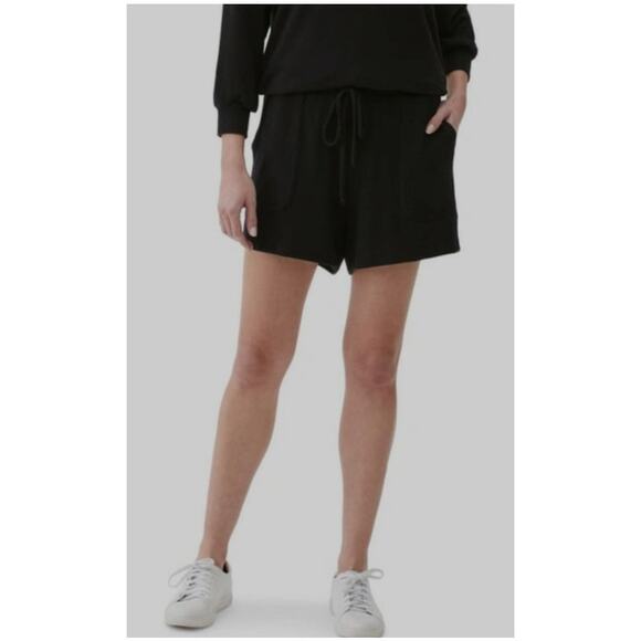 MICHAEL STARS Parker Pocket Drawstring Shorts in Black 2163-BLK - Picture 3 of 7